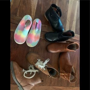 Booties and new socks little girl 10